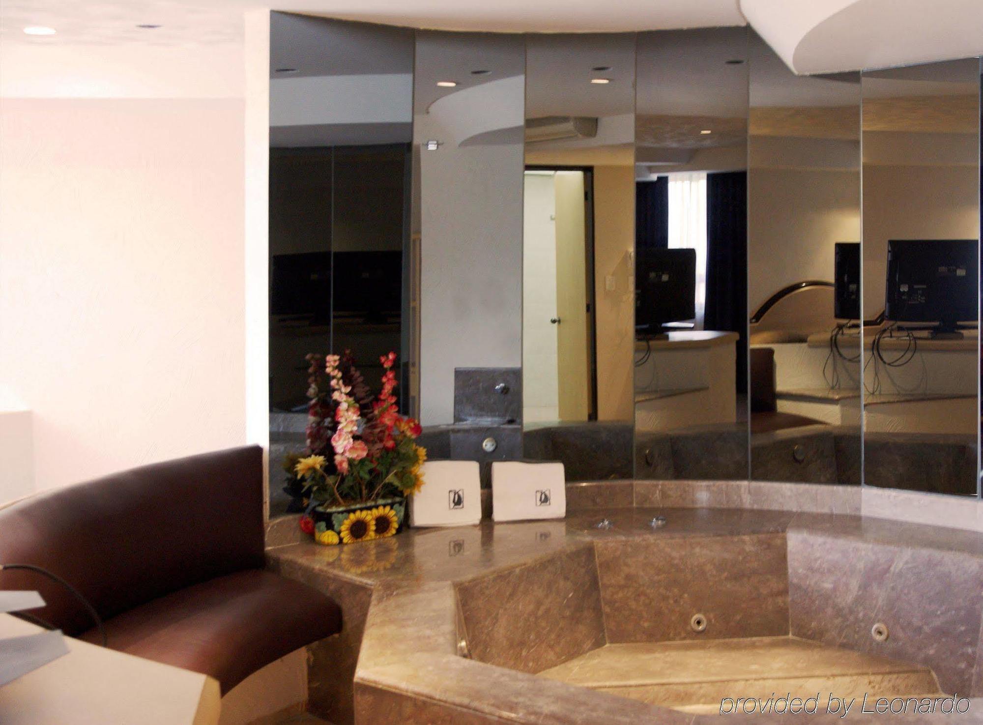 מקסיקו סיטי Porto Novo Hotel & Suites מראה פנימי תמונה